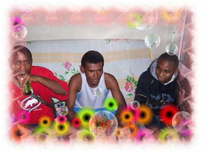 MB & MOLLO & ALI     